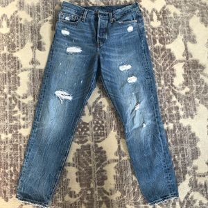 Levi’s wedgie fit jeans size  28